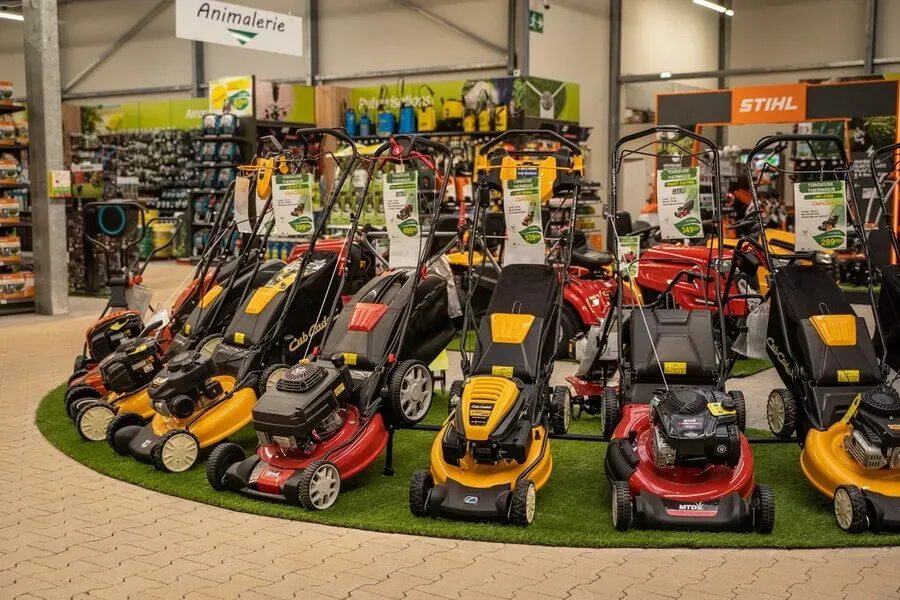 Neubau Jardinerie Tarnaise Fonlabour, Albi (Frankreich) 20
