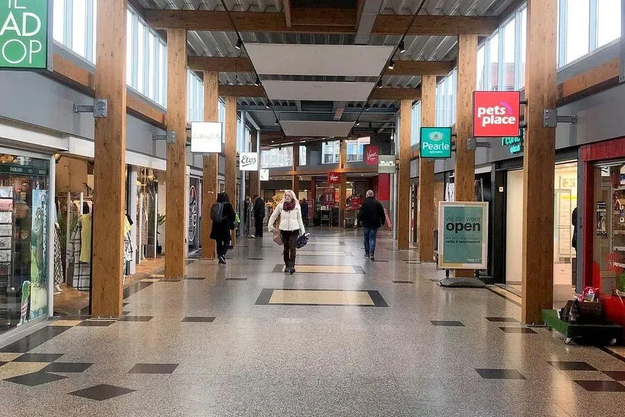 Geesterduin-winkelcentrum voltooid